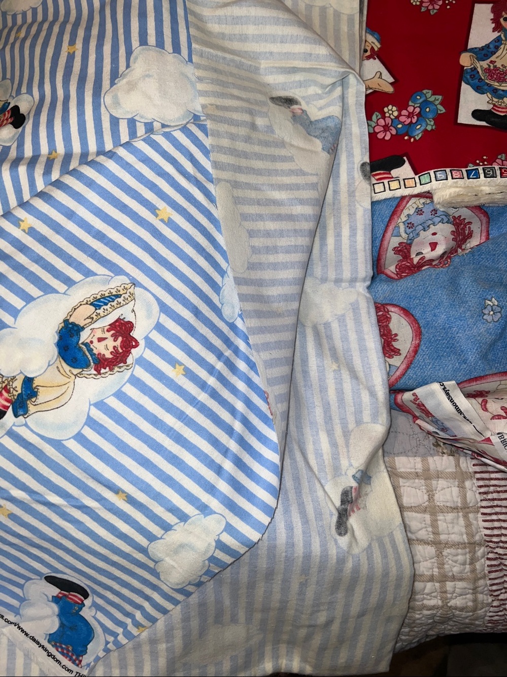 Huge Raggedy Ann & Andy Fabric quilting lot - Picture 3 of 10